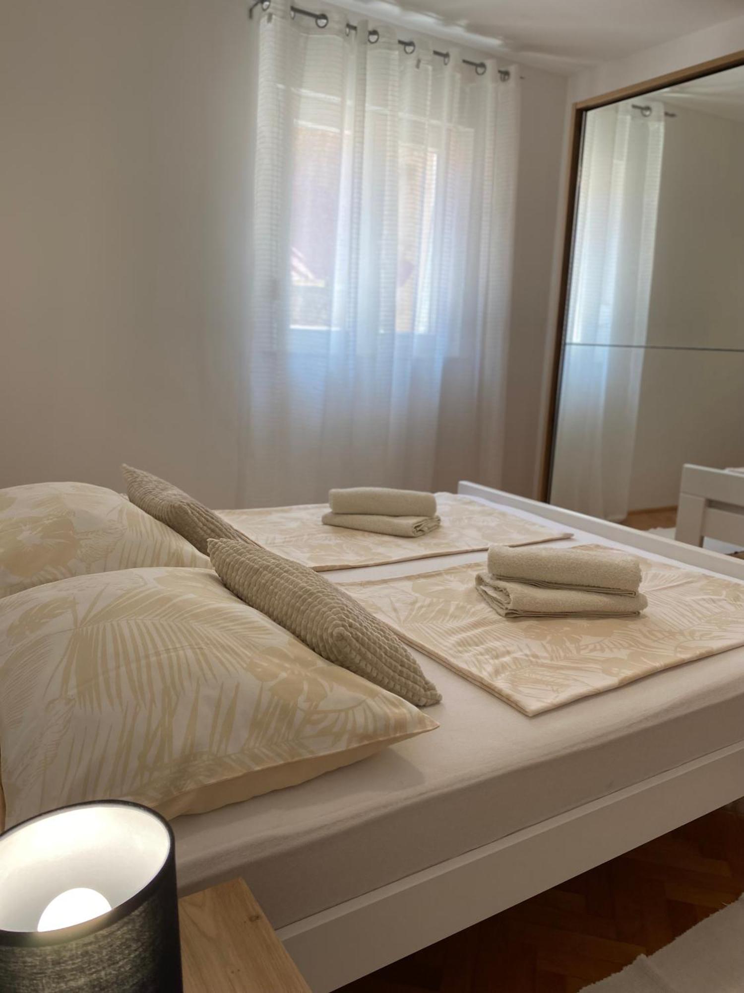Charming Old Town Apartment Šibenik Buitenkant foto